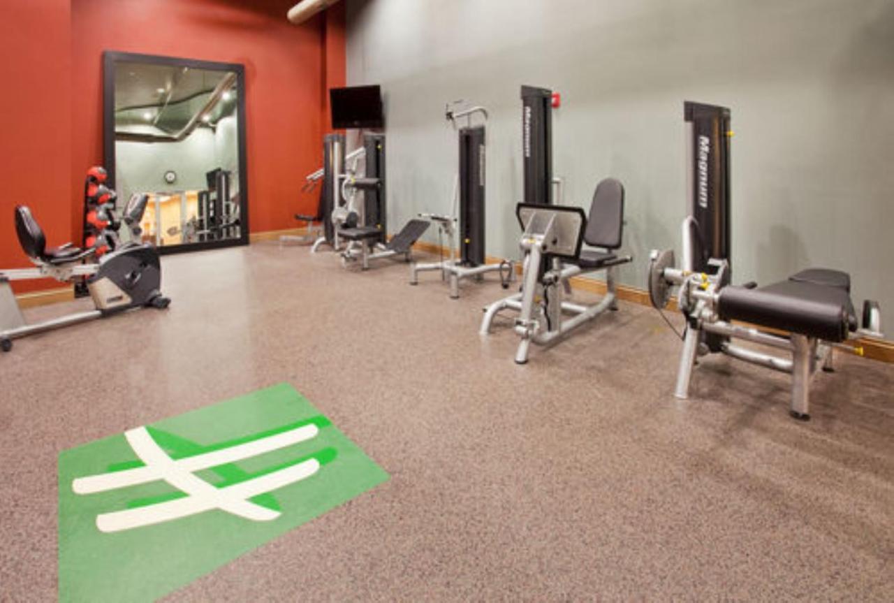 Holiday Inn Omaha Downtown - Waterpark By Ihg Buitenkant foto