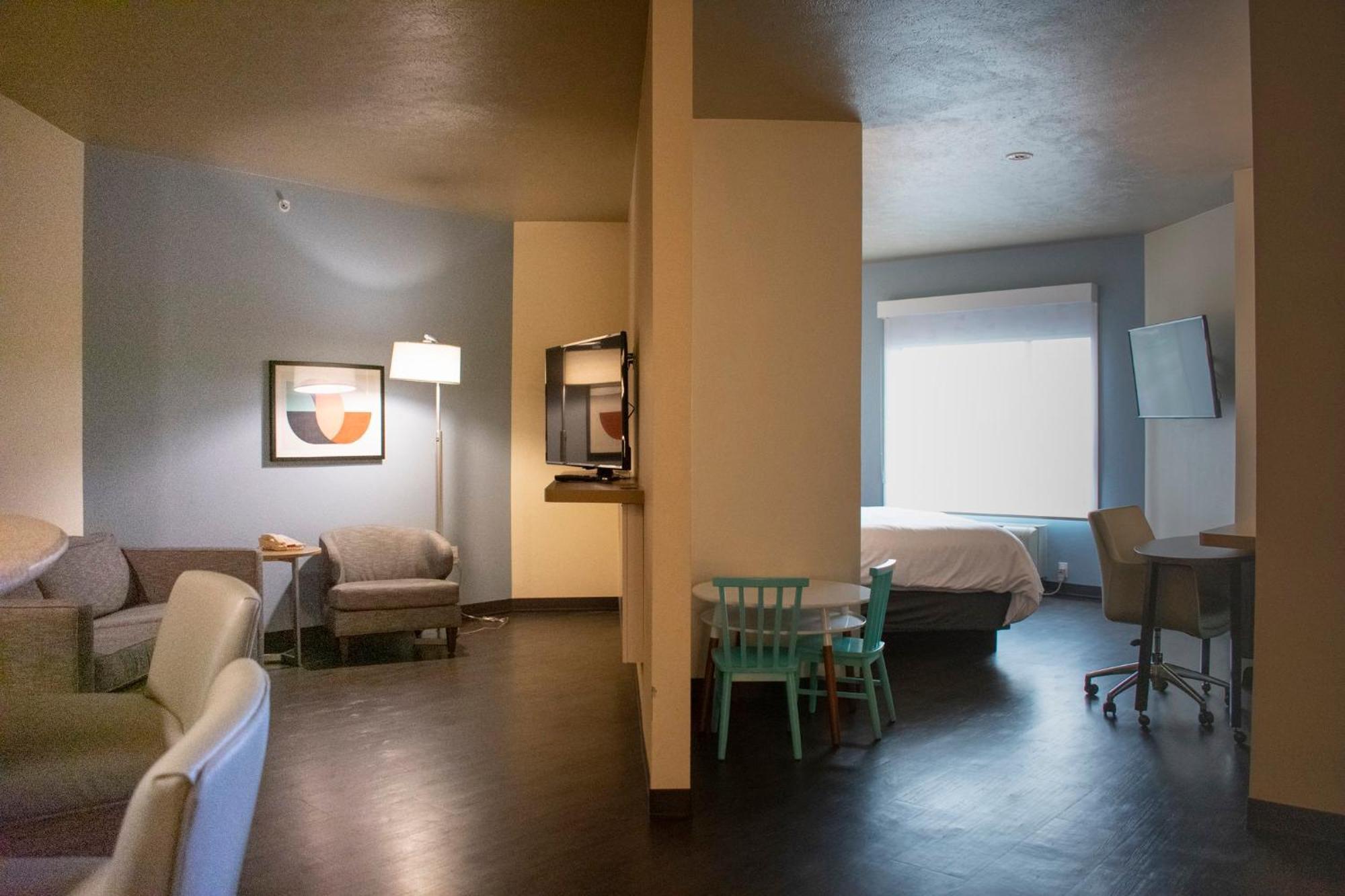 Holiday Inn Omaha Downtown - Waterpark By Ihg Buitenkant foto